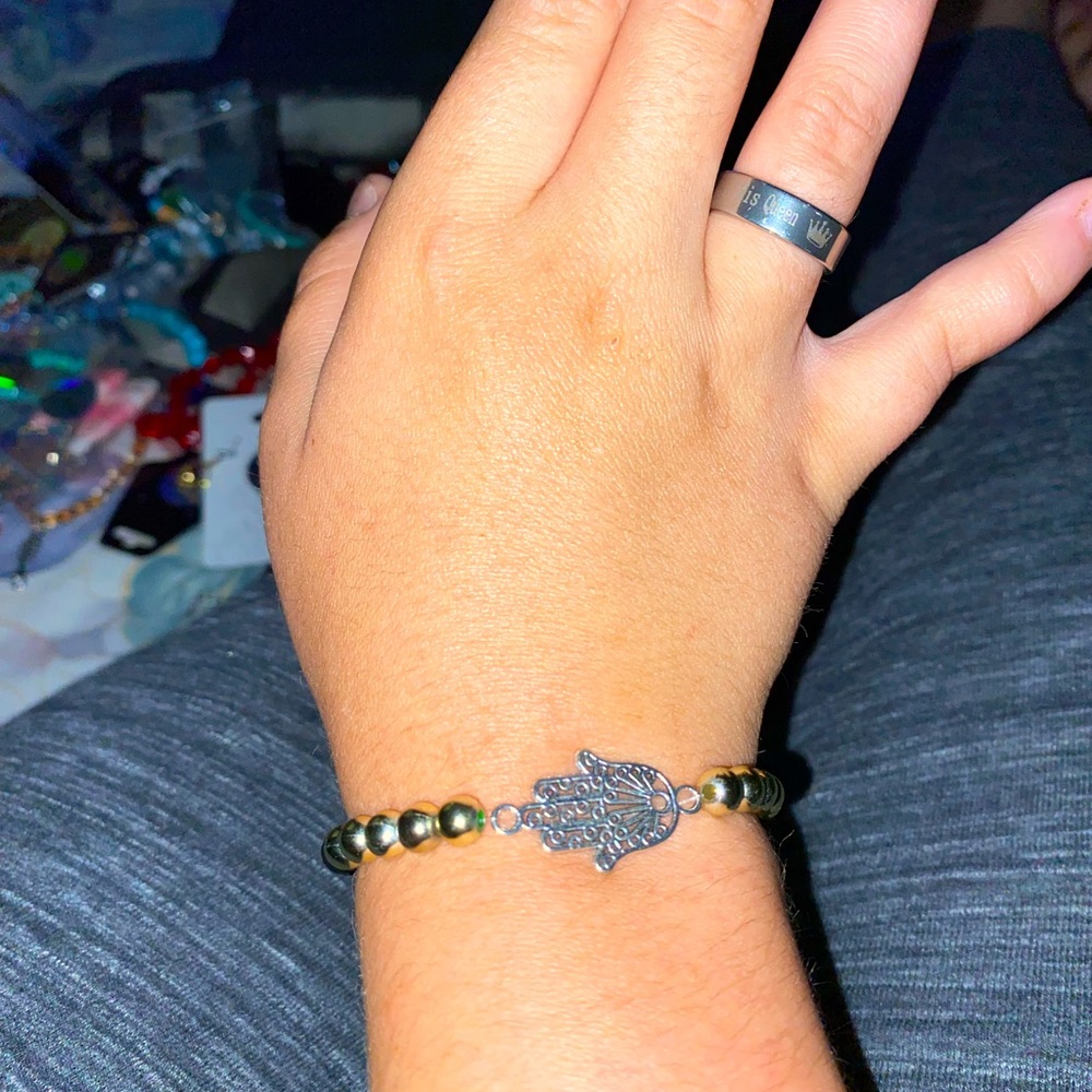 Stretchy handmade bracelet